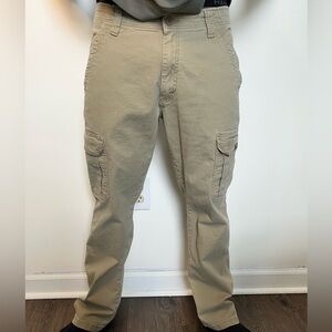 Wrangler Tan Cargo Pants with Utility Design size 33 x 30